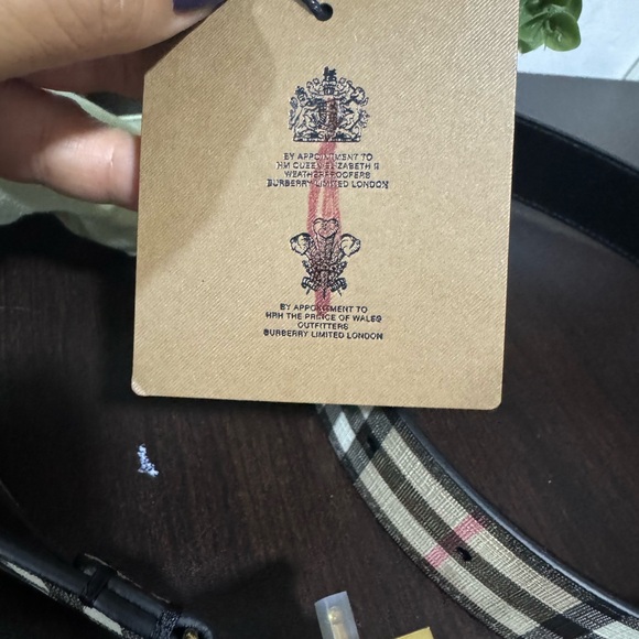 New condition Burberry Belt Size S